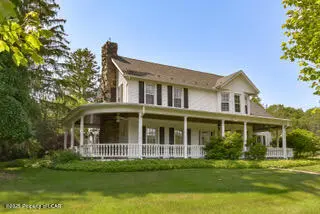 174 Upper Demunds Road, Dallas in Dallas