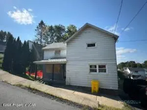465 Salem Road, Archbald in Archbald