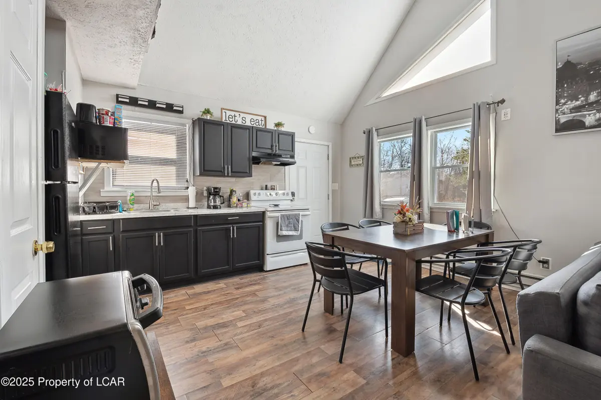 1175 Tree Top Drive, Tobyhanna in Tobyhanna