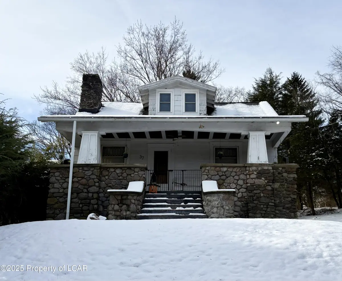 37 Perrin Avenue, Shavertown in Shavertown