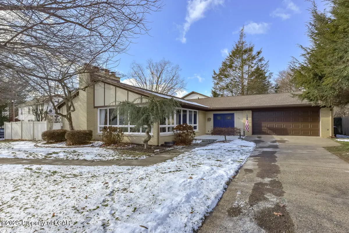 17 Irving Place, Wilkes-Barre in Wilkes-Barre