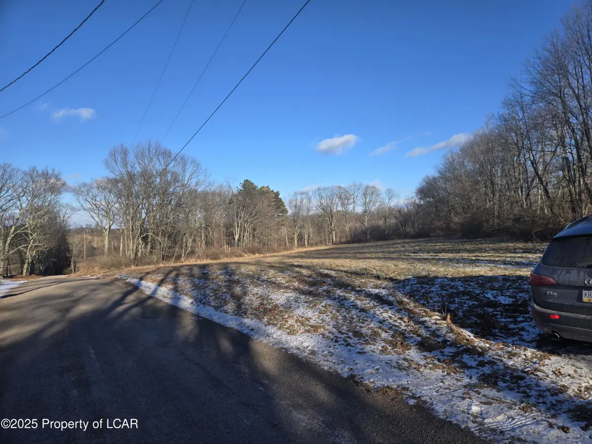 Hetcheltooth Road, Shickshinny in Shickshinny
