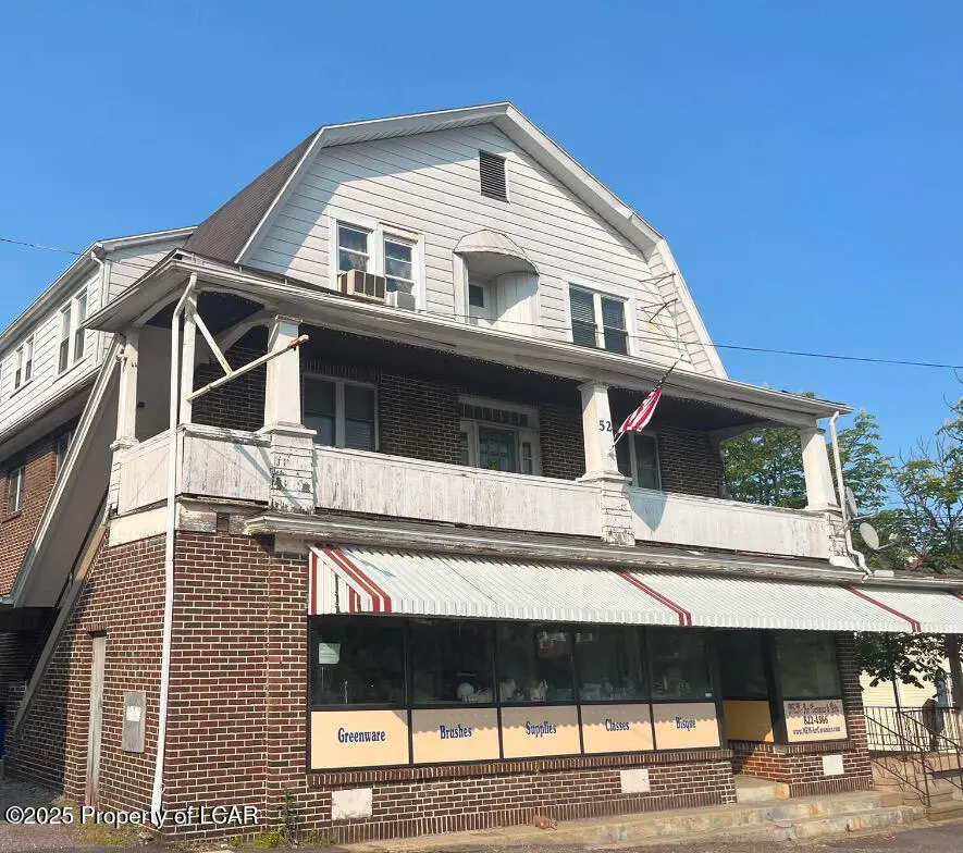 52 W St Mary's Road - 1,526 SF