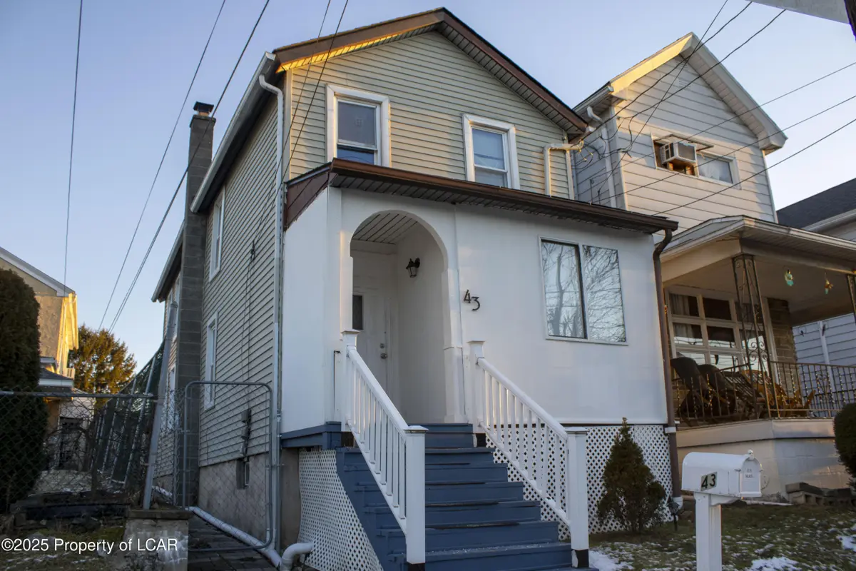 43 Custer Street, Wilkes-Barre in Wilkes-Barre