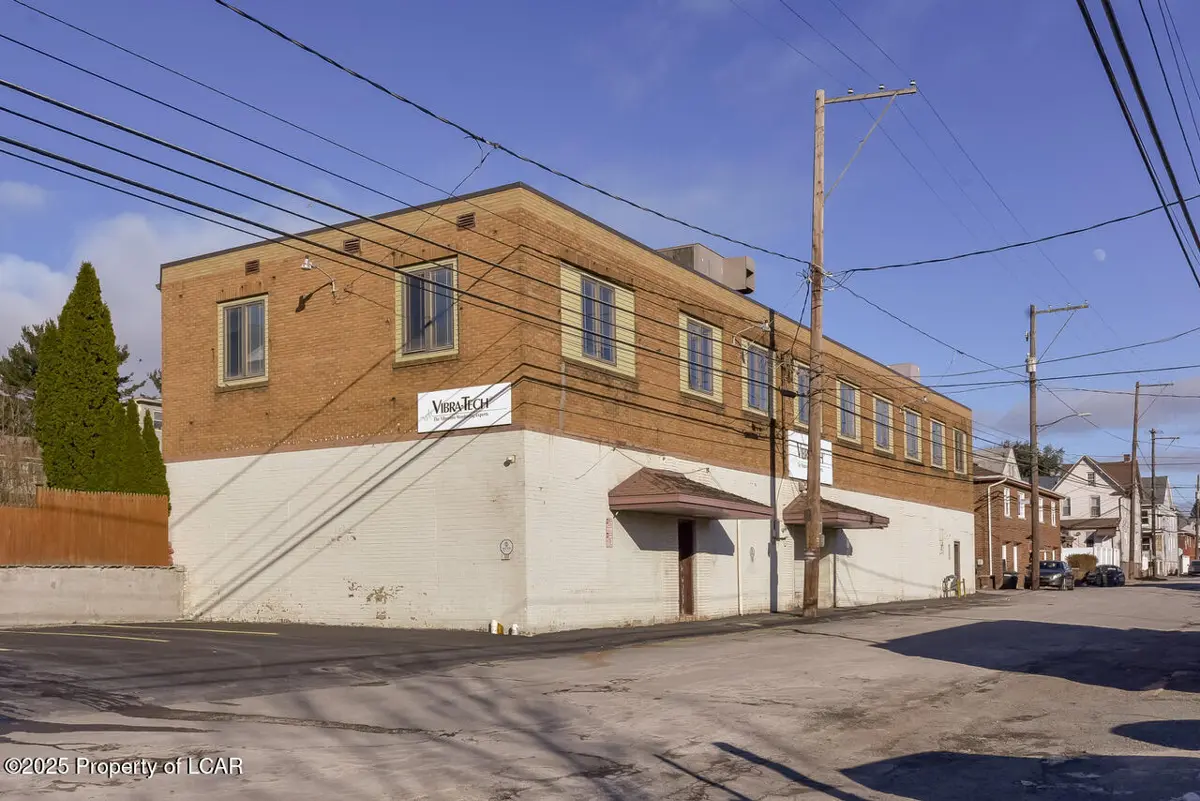 109 E 1st Street, Hazleton in Hazleton