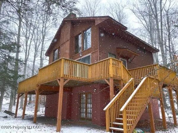 1103 Beaver Lake Drive, Lake Ariel in Lake Ariel