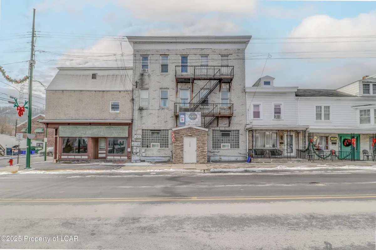 106 N 2nd Street, St. Clair in St. Clair