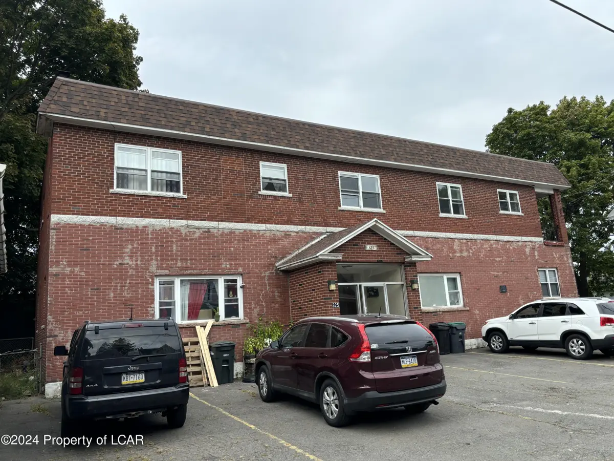 325 W 1st Street, Hazleton in Hazleton