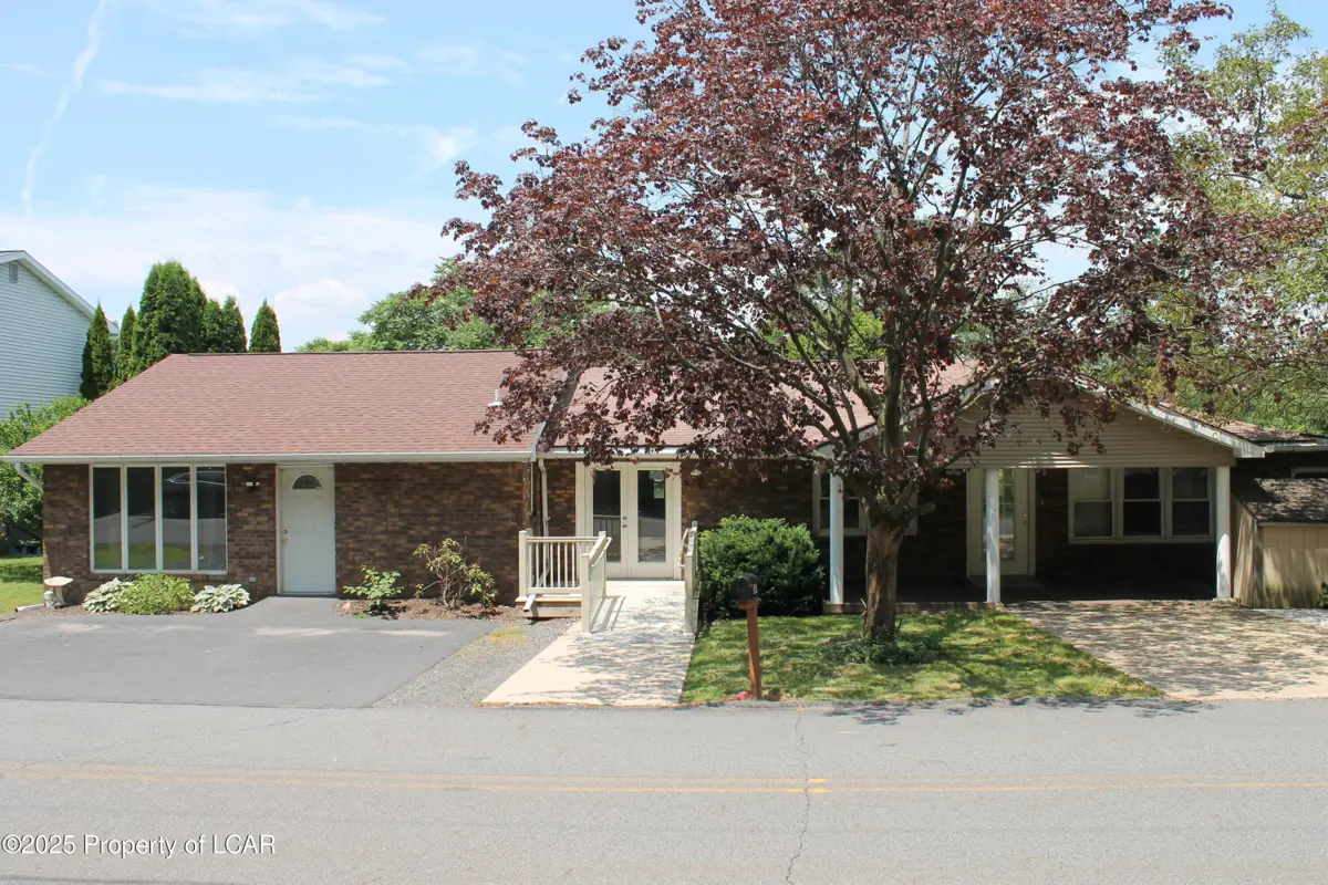147 Old Boston Road, Pittston in Pittston
