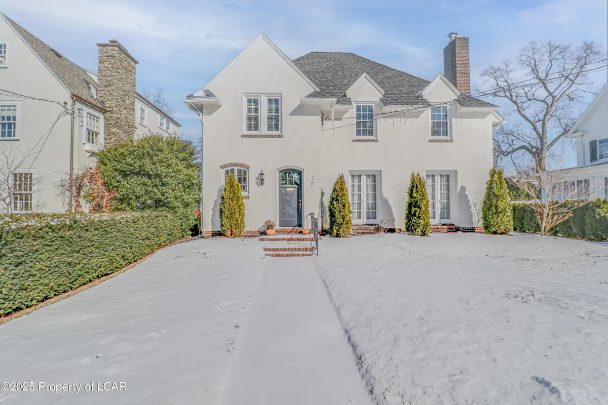 20 Hedge Place, Kingston in Kingston