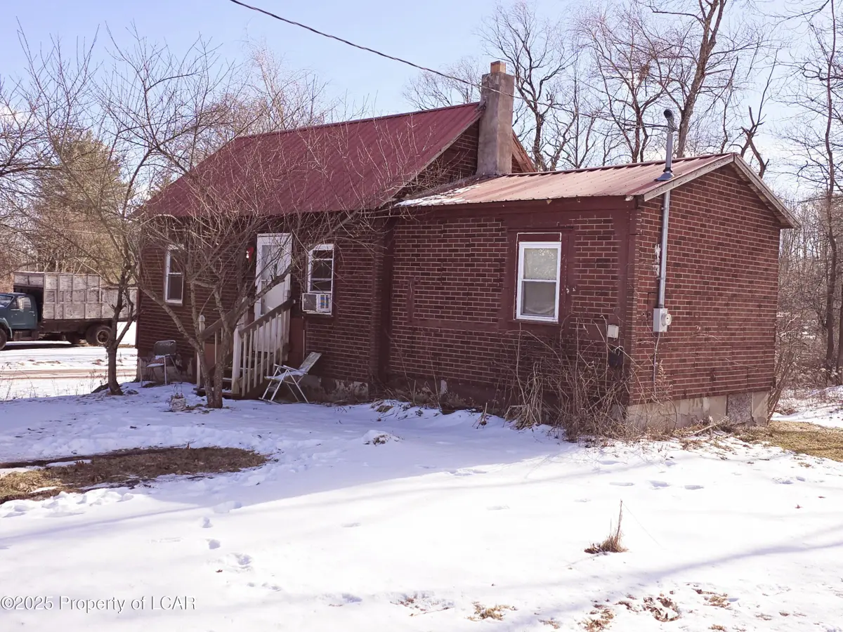 392 Lehman-Outlet Road, Dallas in Dallas
