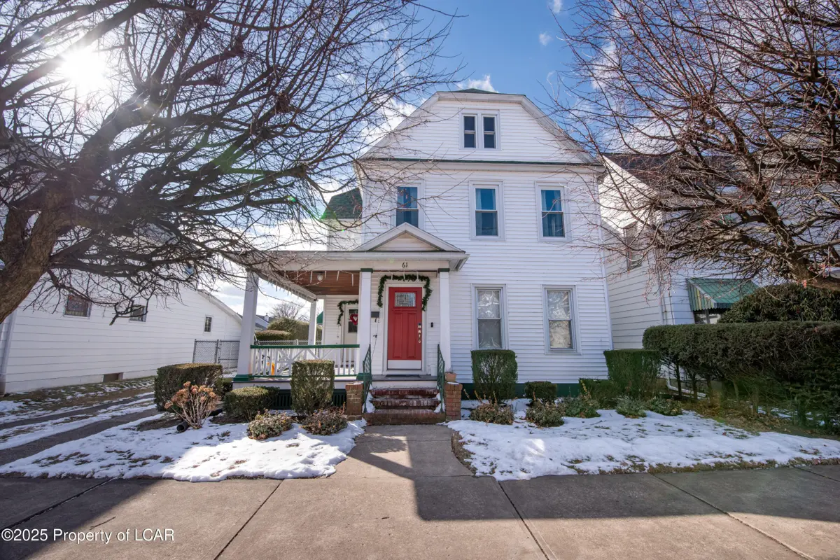 61 E 4th Street, Wyoming in Wyoming