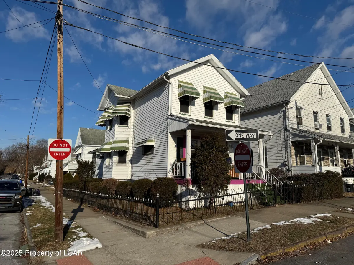 526 N Franklin Street, Wilkes-Barre in Wilkes-Barre