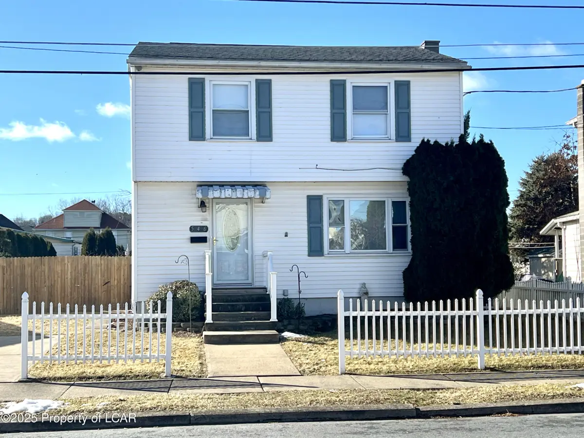 546 Shawnee Street, Hanover Township in Hanover Township