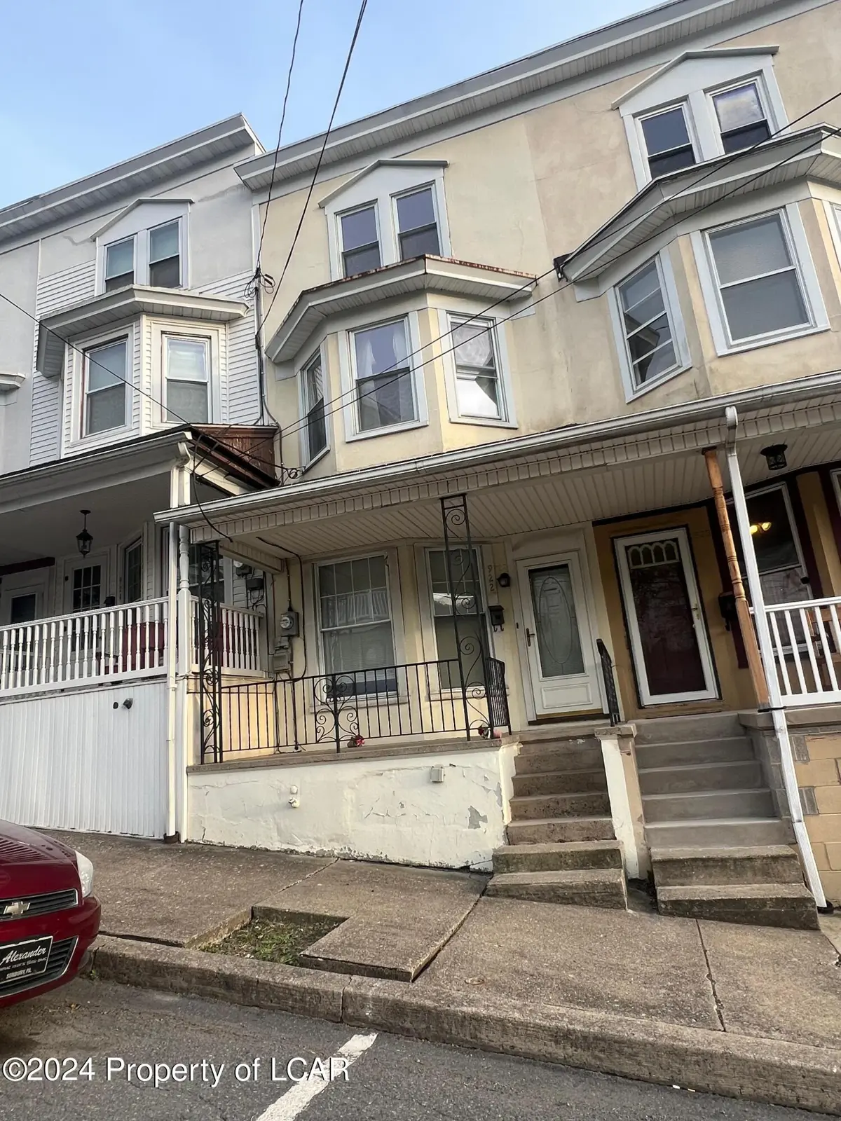 922 E Dewart Street, Shamokin in Shamokin