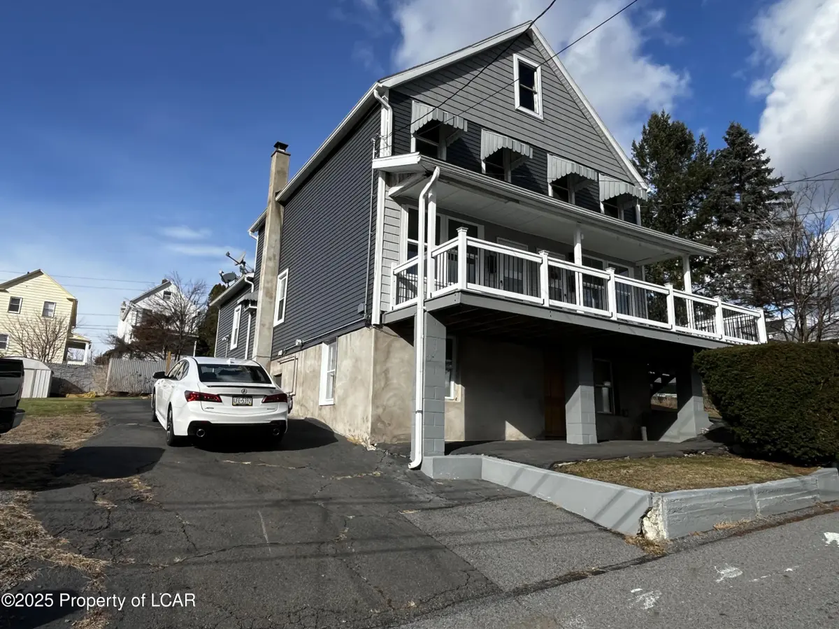 217 Noble Lane, Wilkes-Barre in Wilkes-Barre