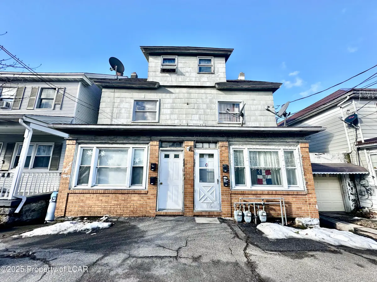 688 N Vine Street, Hazleton in Hazleton