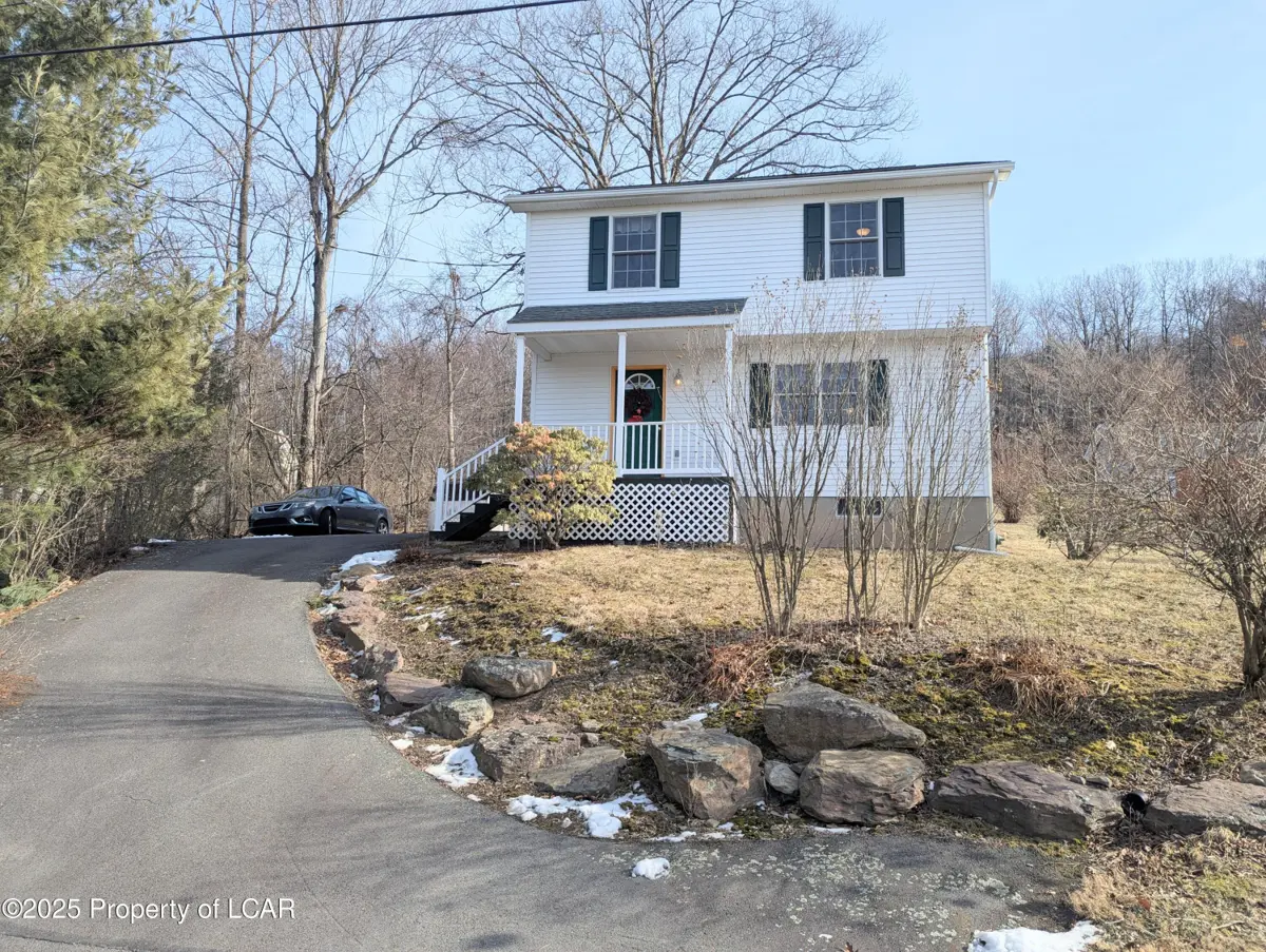 227 Clearview Ave, Trucksville in Trucksville