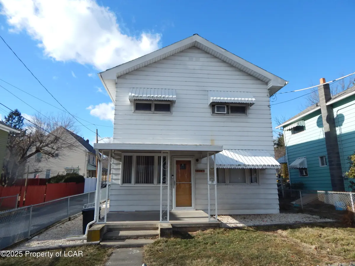 854 N Washington Street, Wilkes-Barre in Wilkes-Barre