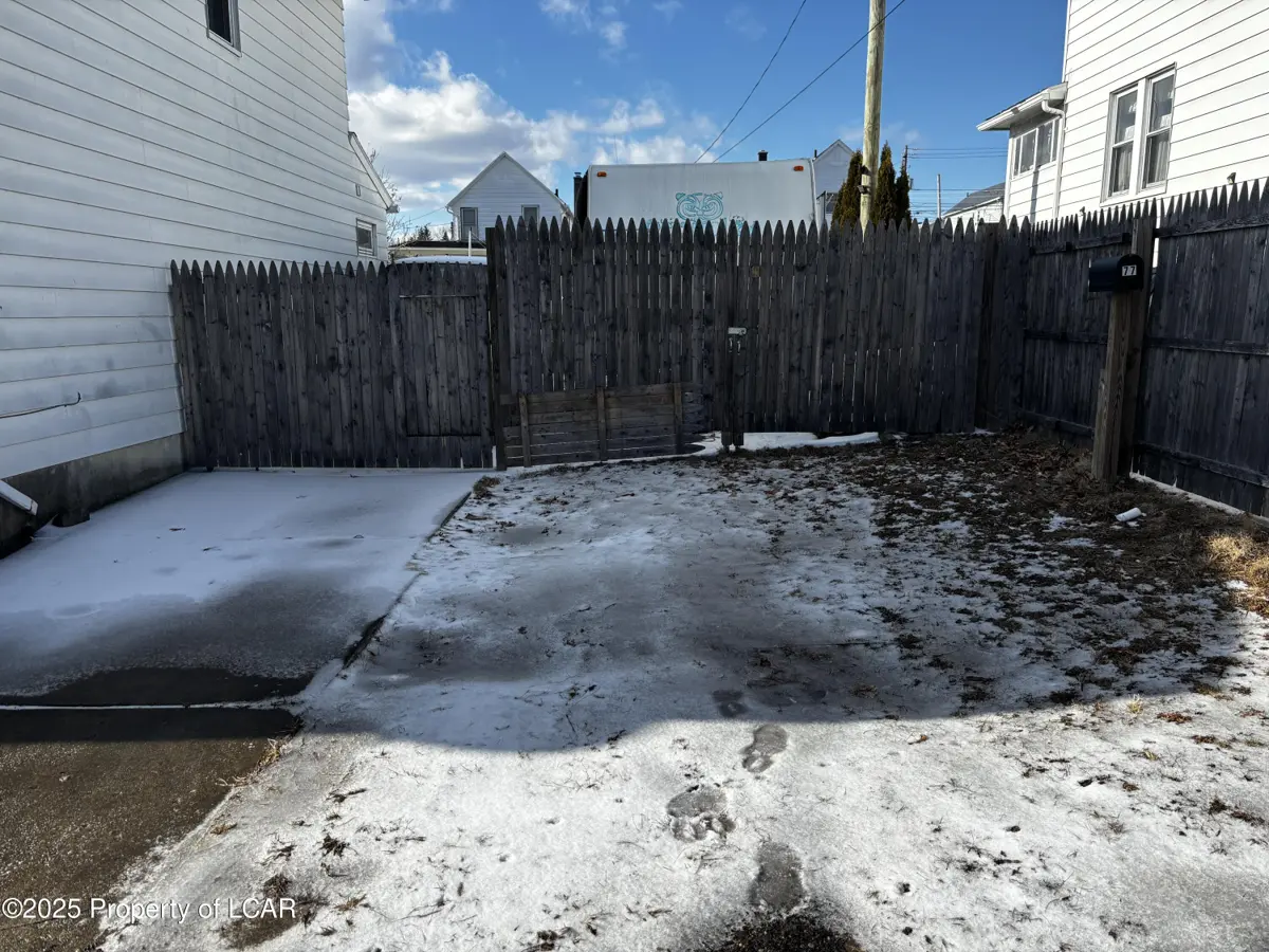 77 Kent Lane, Wilkes-Barre in Wilkes-Barre