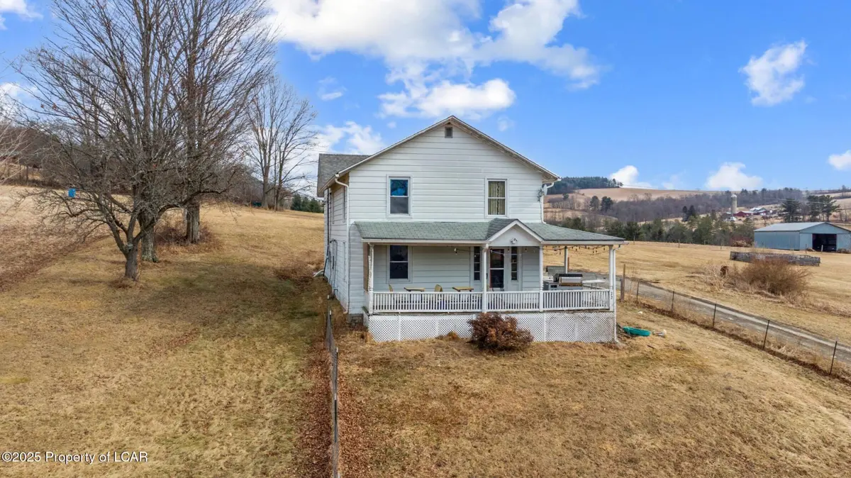 226 Laurel Hill Road, Towanda in Towanda