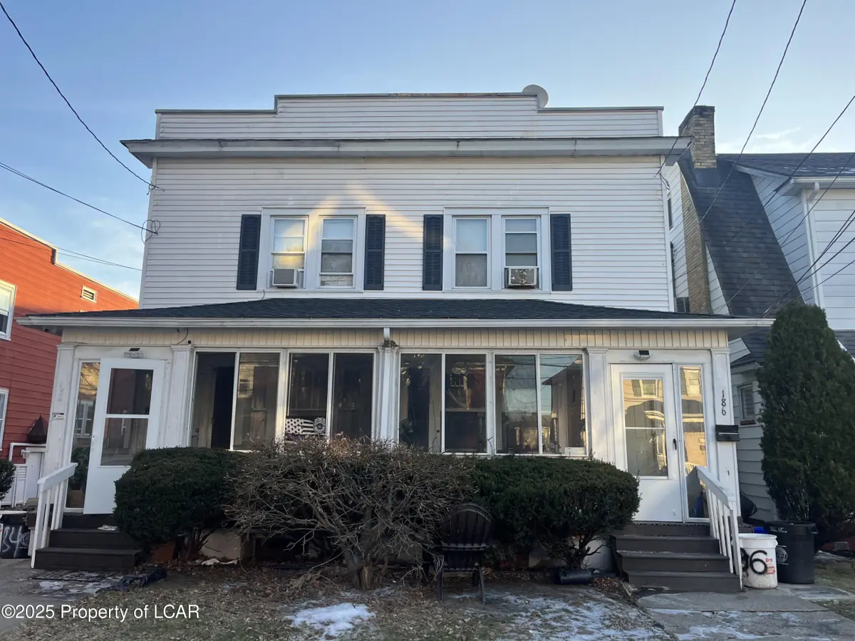 184 New Alexander Street, Wilkes-Barre in Wilkes-Barre