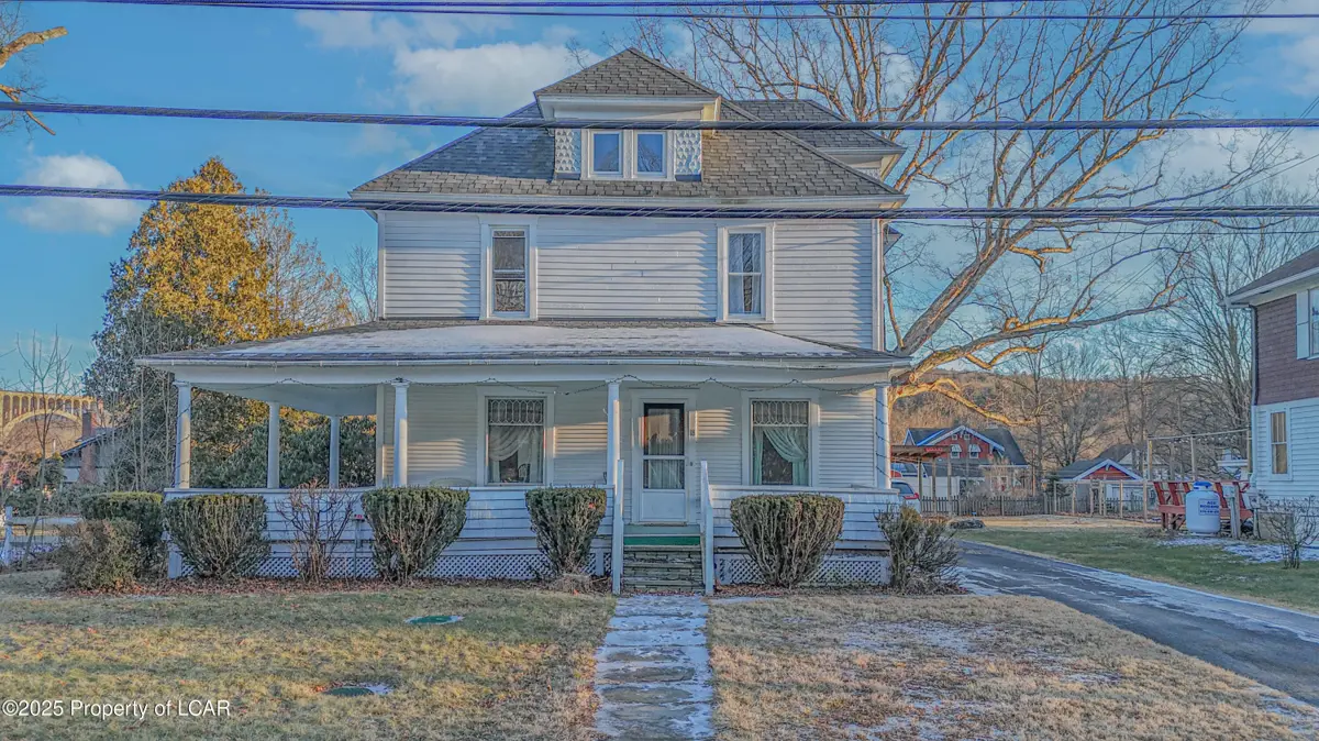 18 oak Street, Nicholson in Nicholson