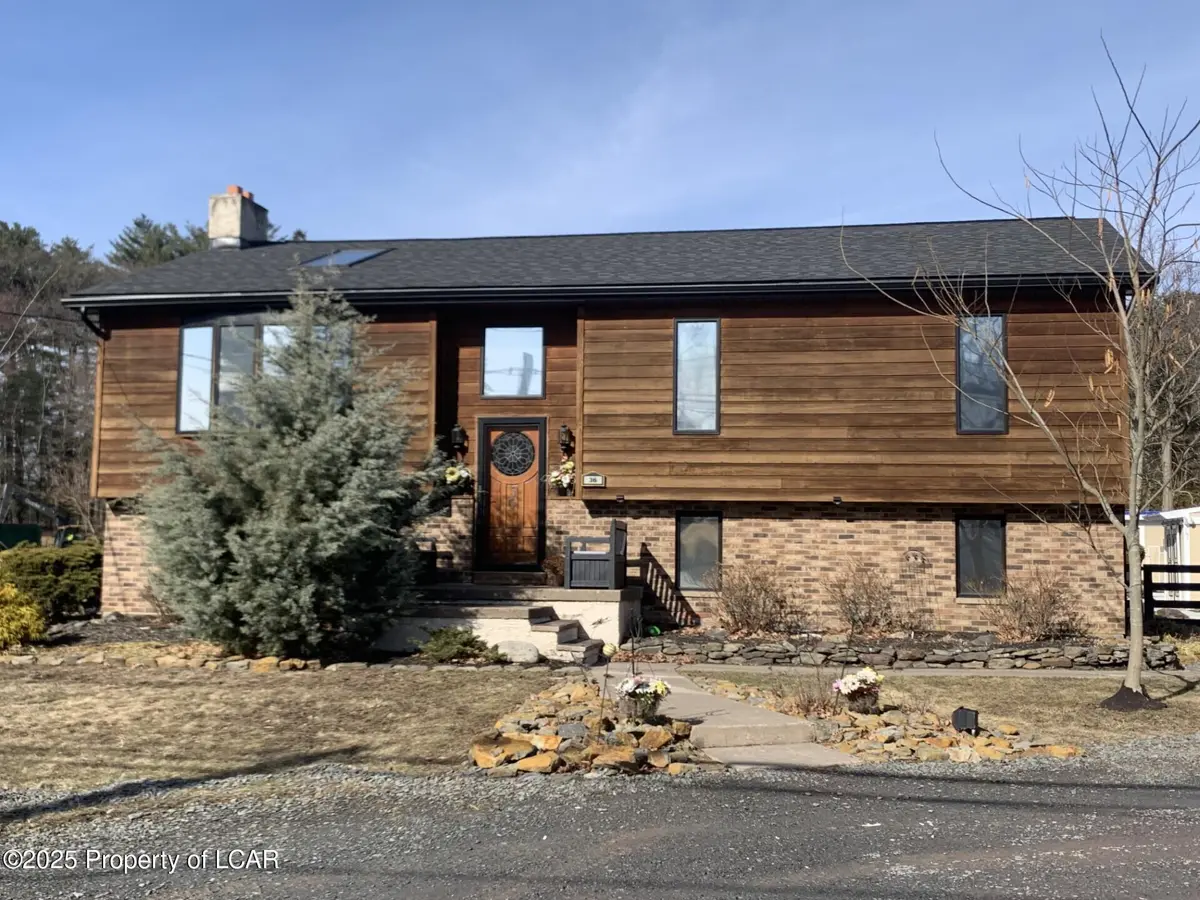 36 E Center Street, Shavertown in Shavertown