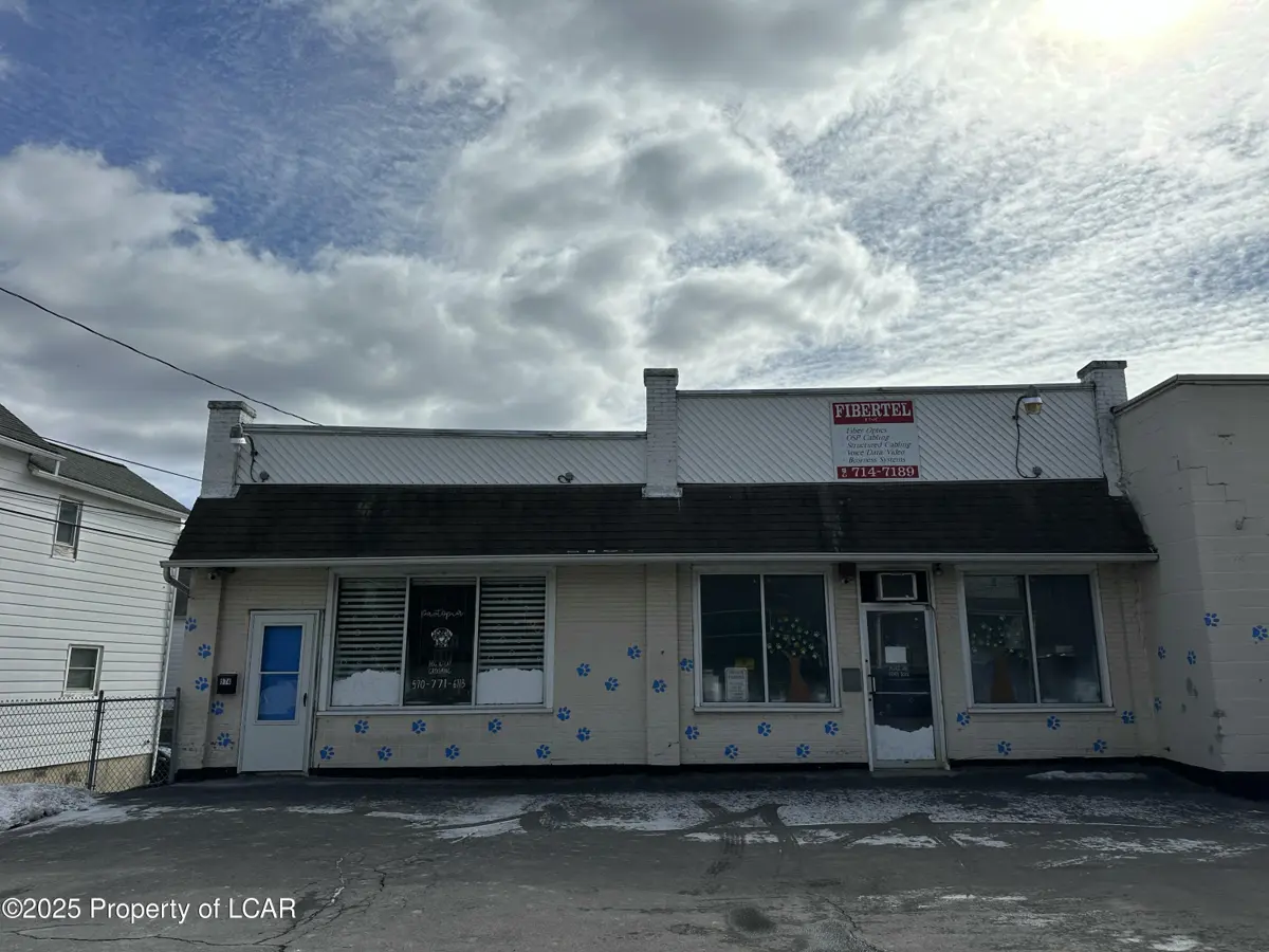 574 W Main Street, Plymouth in Plymouth