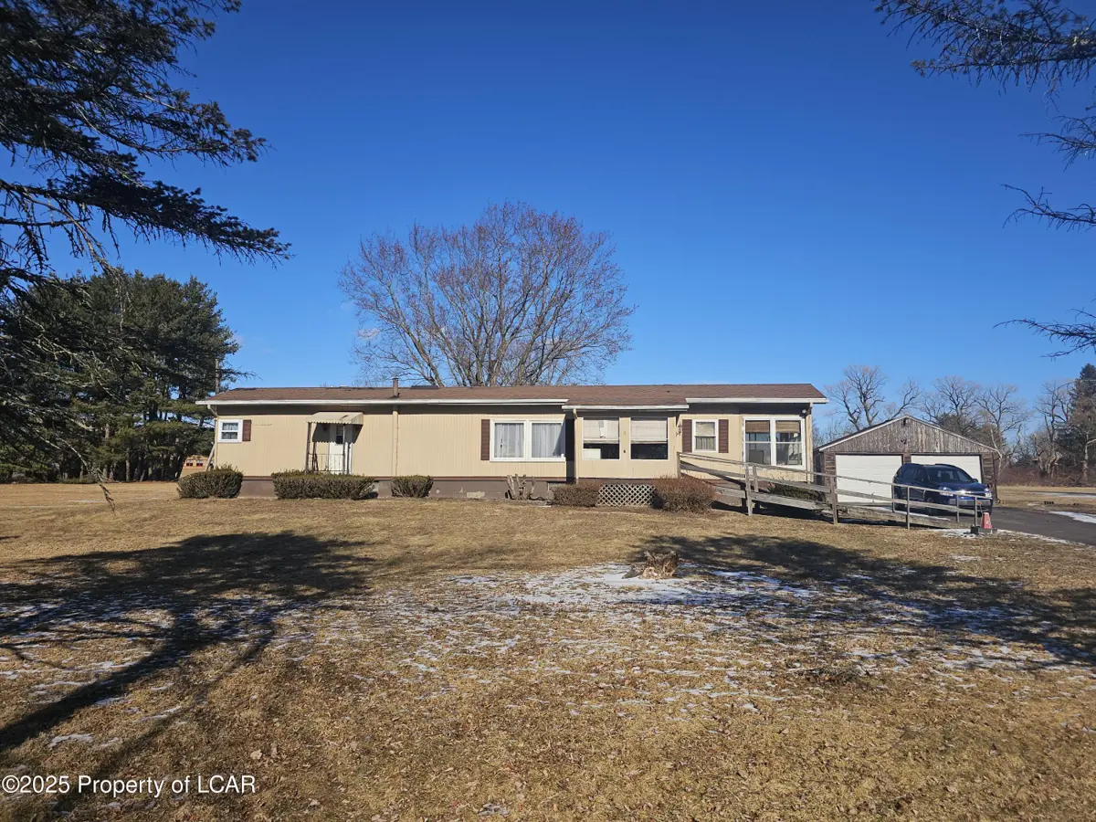 20 Deer Park Road, Dallas in Dallas
