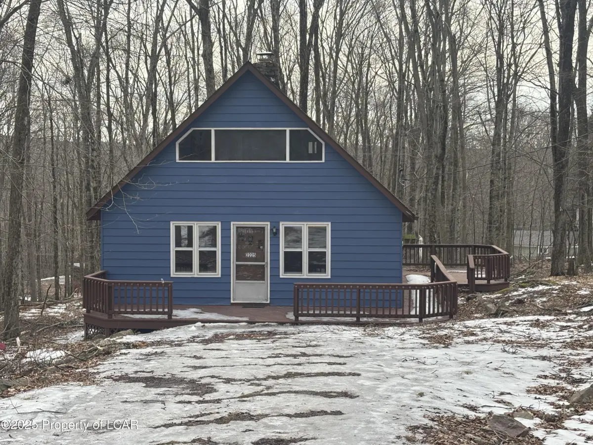 2225 Mountain Ash, White Haven in White Haven