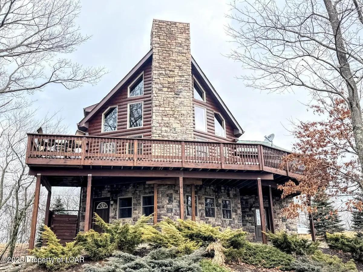 78 Buttonbush Lane, Hazle Township in Hazle Township