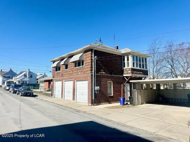 713 W 6th Street, Hazleton in Hazleton