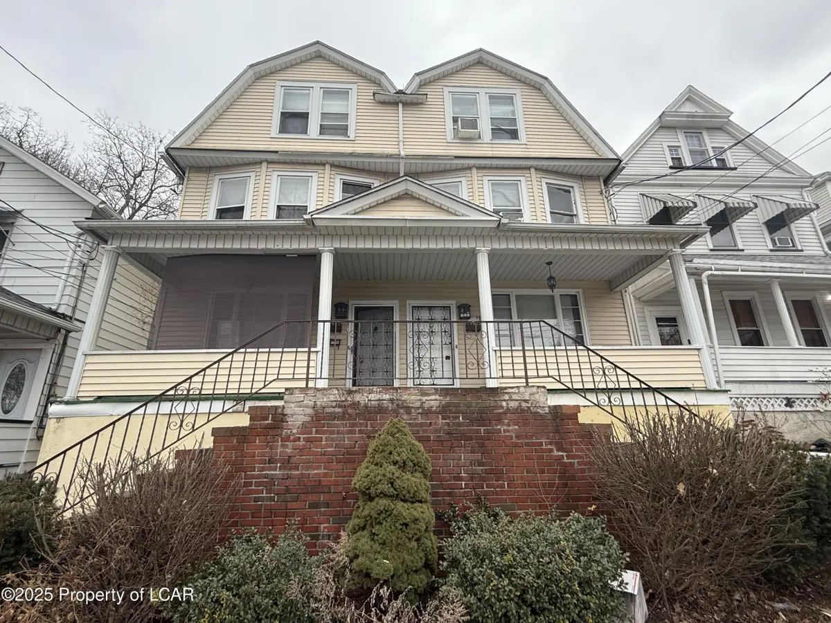 386 Park Avenue, Wilkes-Barre in Wilkes-Barre
