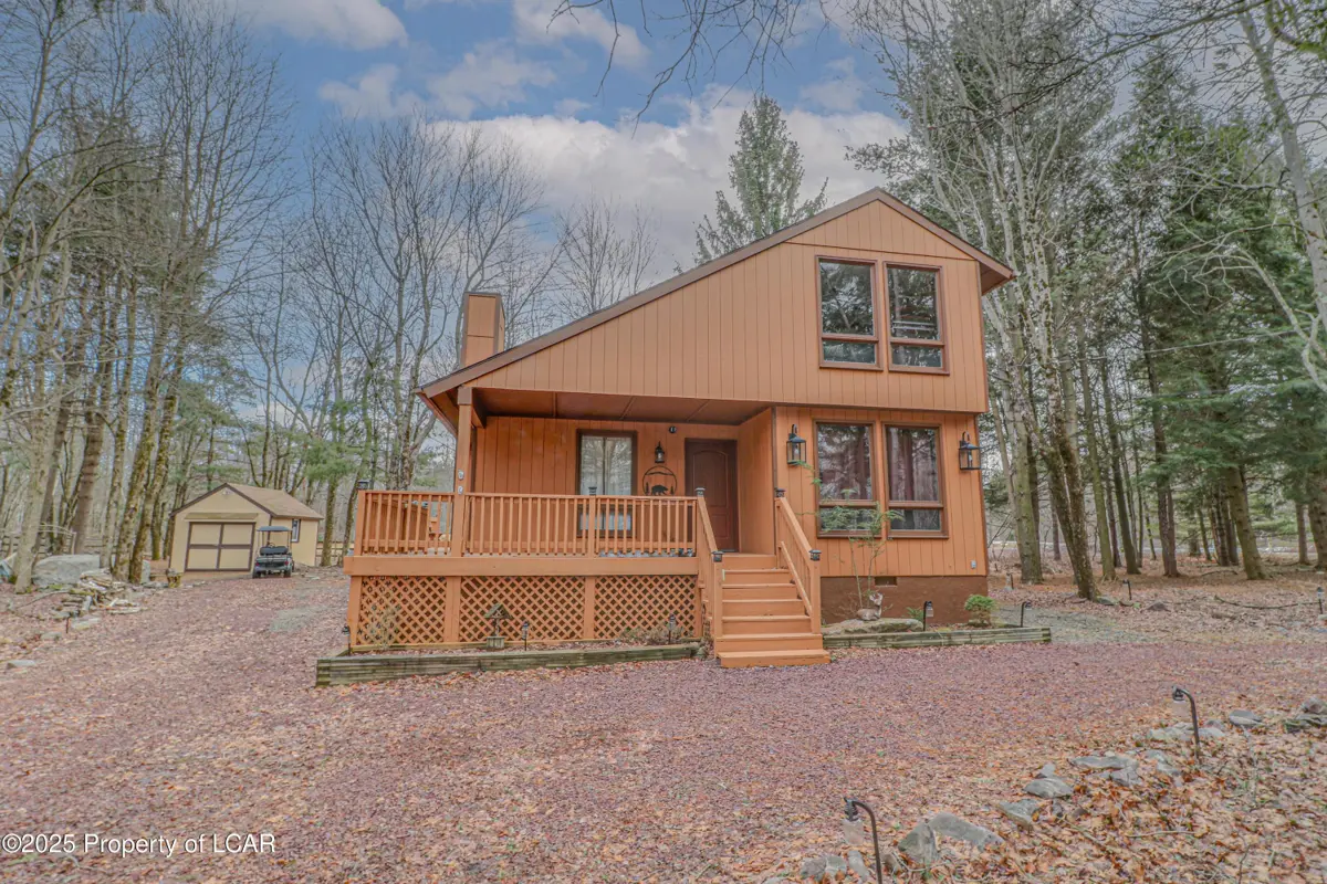 1506 Dove Court, Blakeslee in Blakeslee