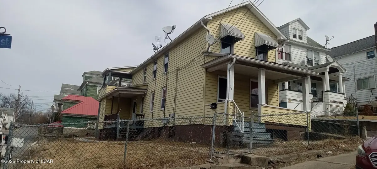 264 Moyallen Street, Wilkes-Barre in Wilkes-Barre