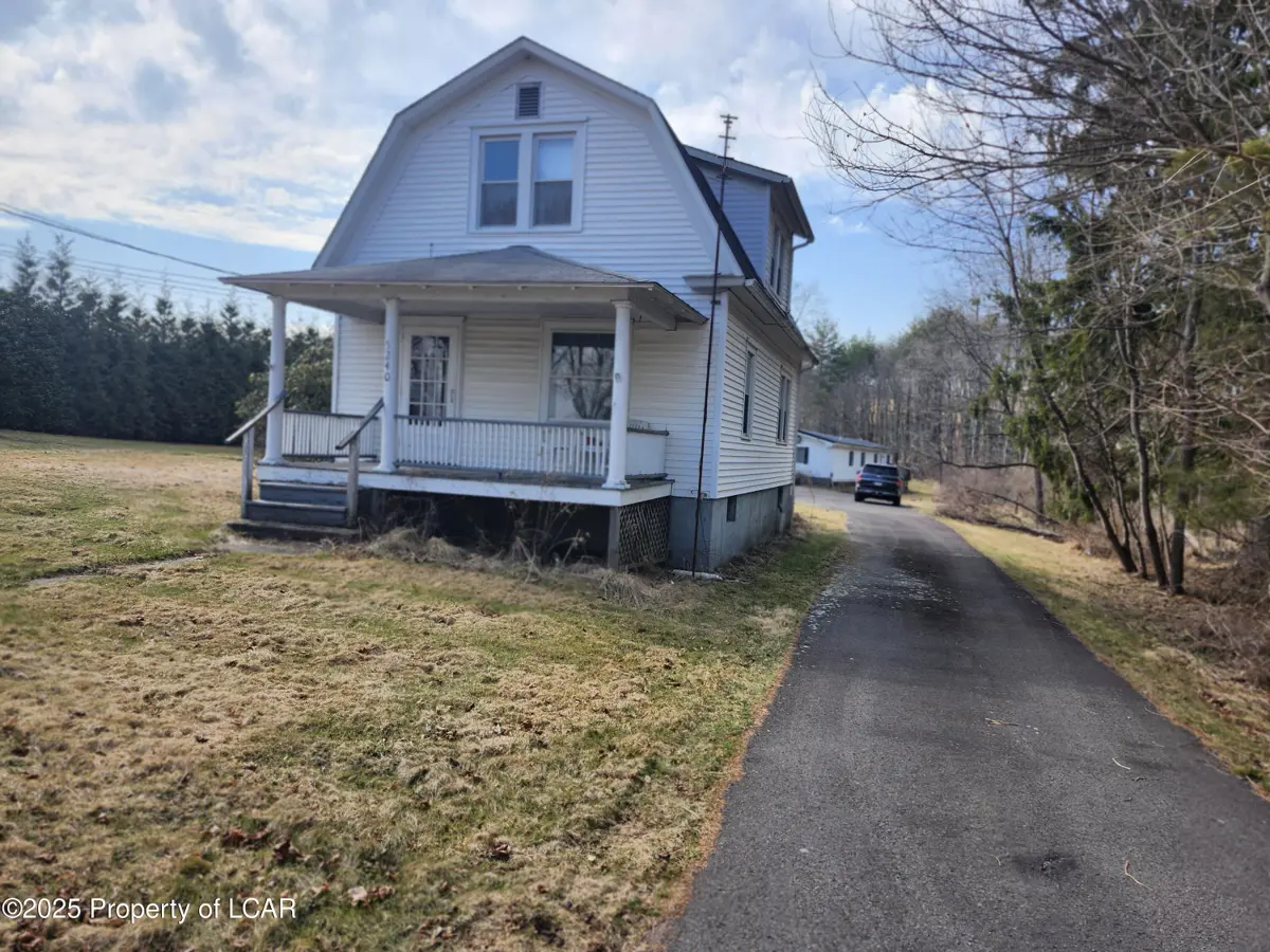 5240 Main Road, Sweet Valley in Sweet Valley