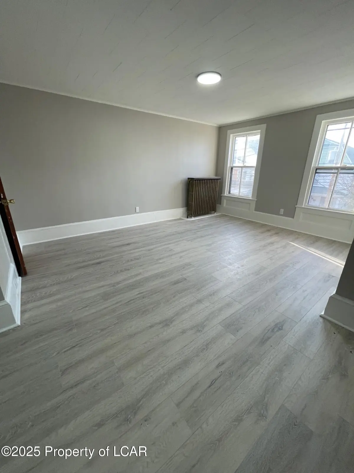 38 S Welles Street 2nd Floor, Wilkes-Barre in Wilkes-Barre