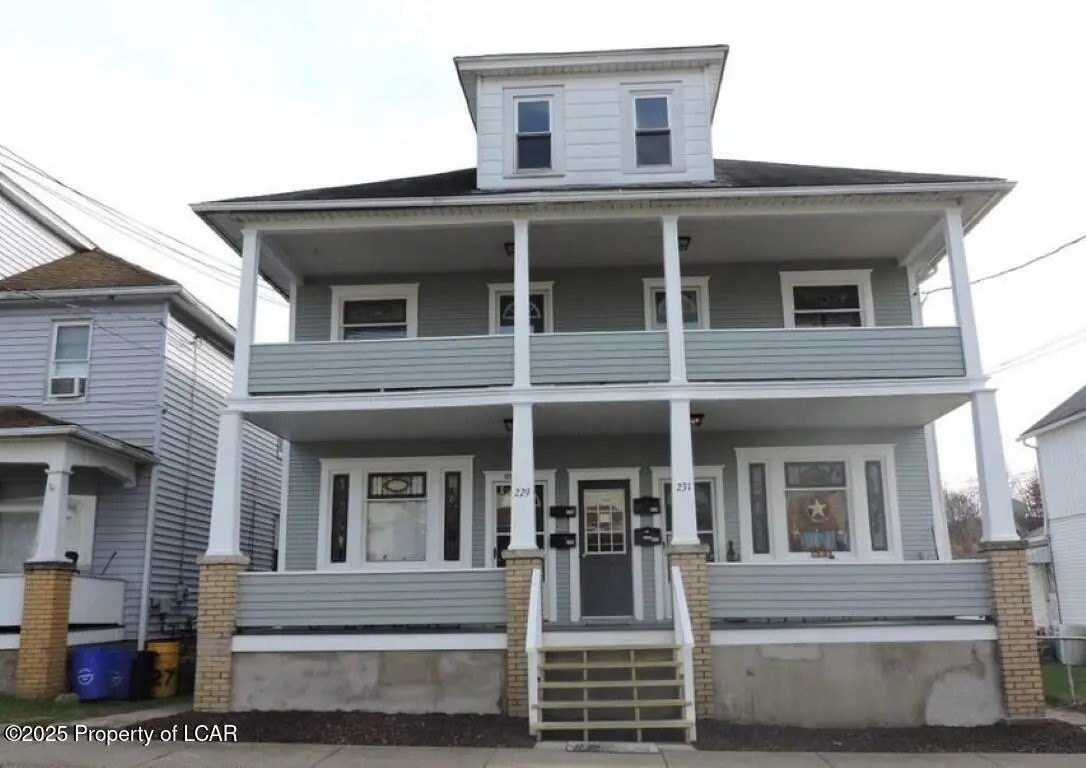 229 W Noble Street, Nanticoke in Nanticoke