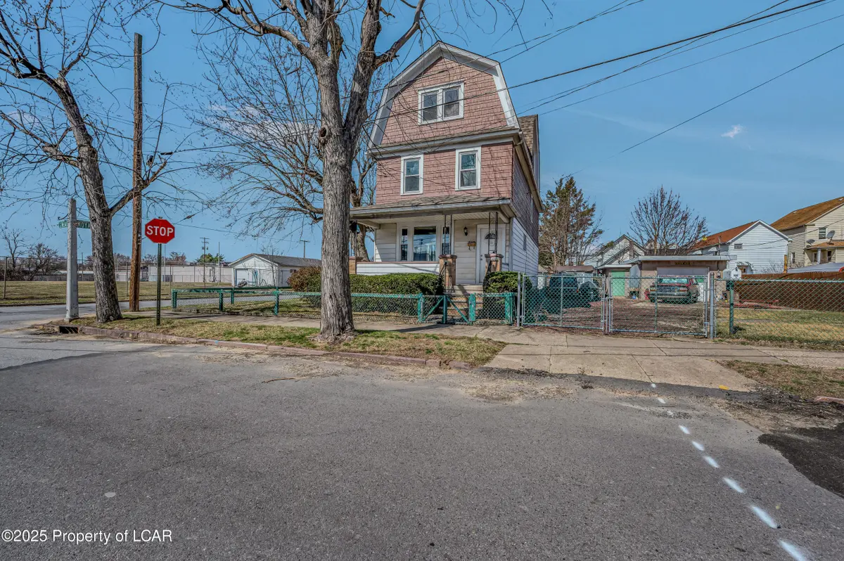 433 S Meade Street, Wilkes-Barre in Wilkes-Barre
