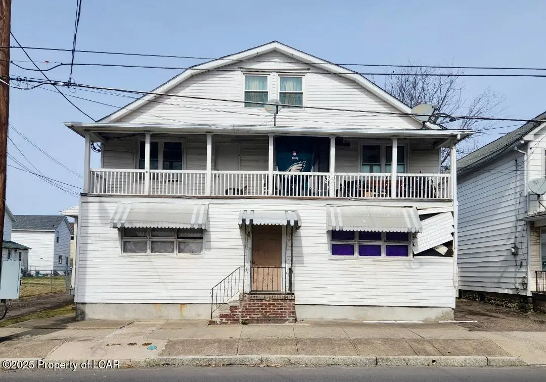 54 Oxford Street, Hanover Township in Hanover Township