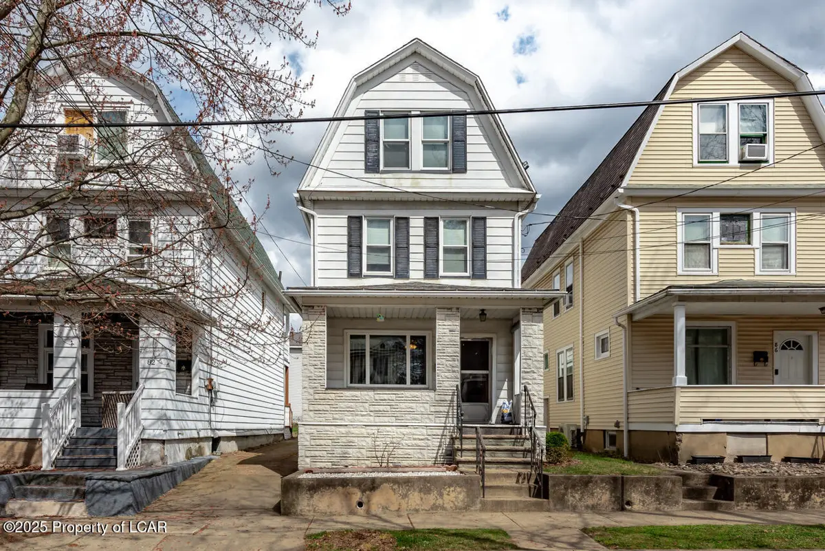84 E Bennett Street, Kingston in Kingston