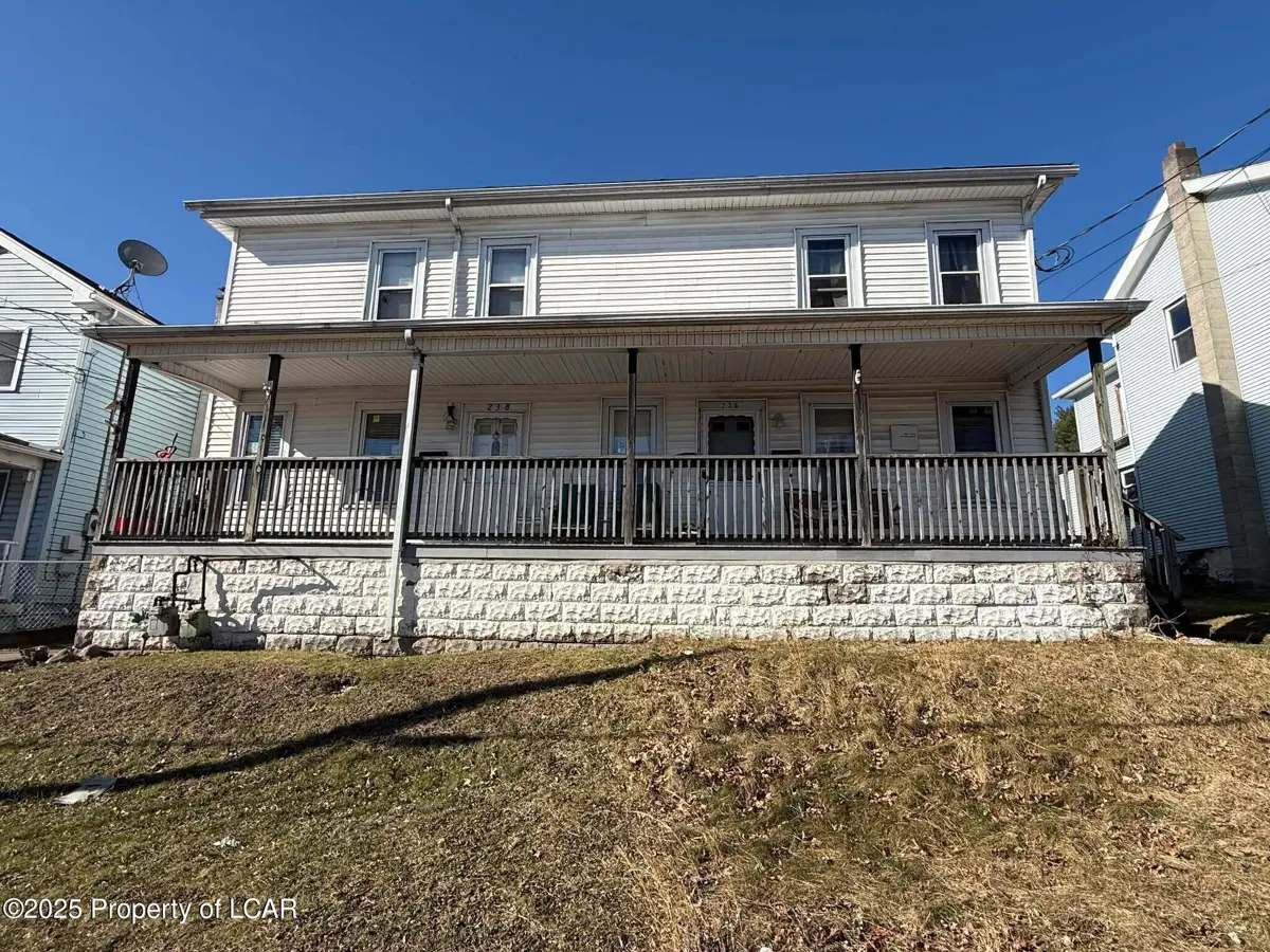 236-238 Chestnut Street, Larksville in Larksville