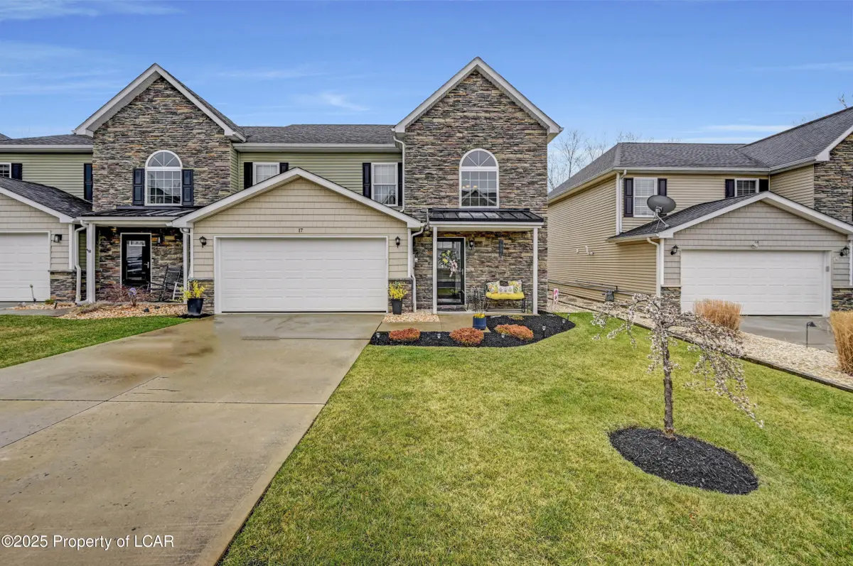 17 Maria Drive, Wilkes-Barre in Wilkes-Barre