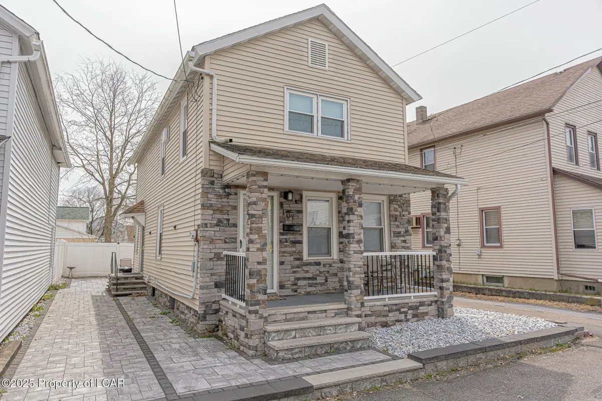 107 Cedar Street, Exeter in Exeter