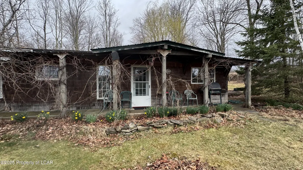 2325 W Warner Hill Road, Ulster in Ulster
