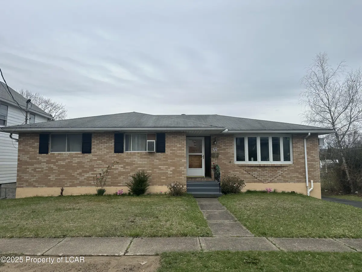 72 3rd Street, Larksville in Larksville