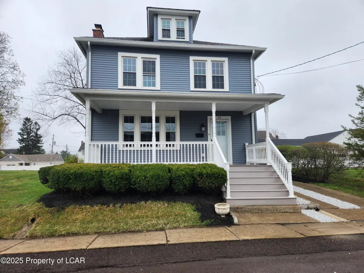 12 Grandview Avenue, Hanover Township in Hanover Township