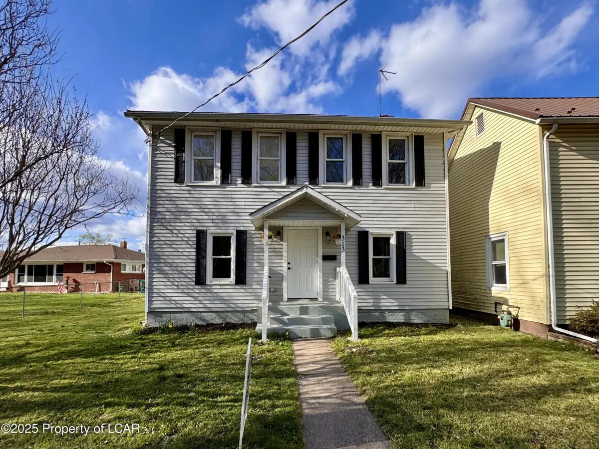 313 W 5th Street, Nescopeck in Nescopeck