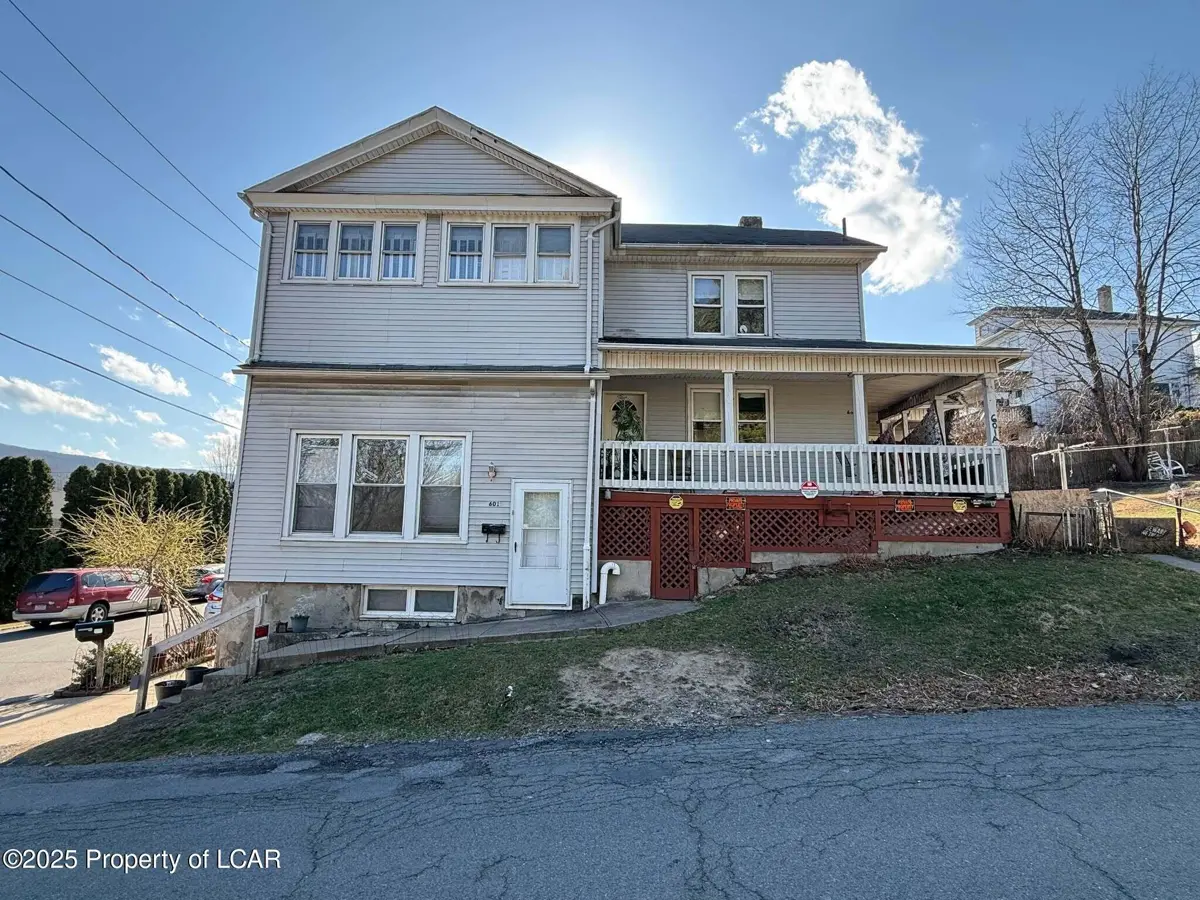 601 Front Street, Hanover Township in Hanover Township